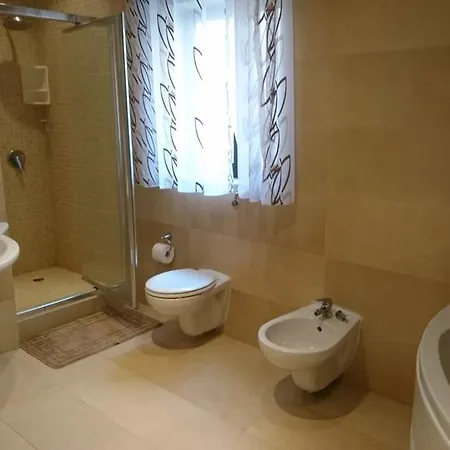 Проживание в семье Sea View *